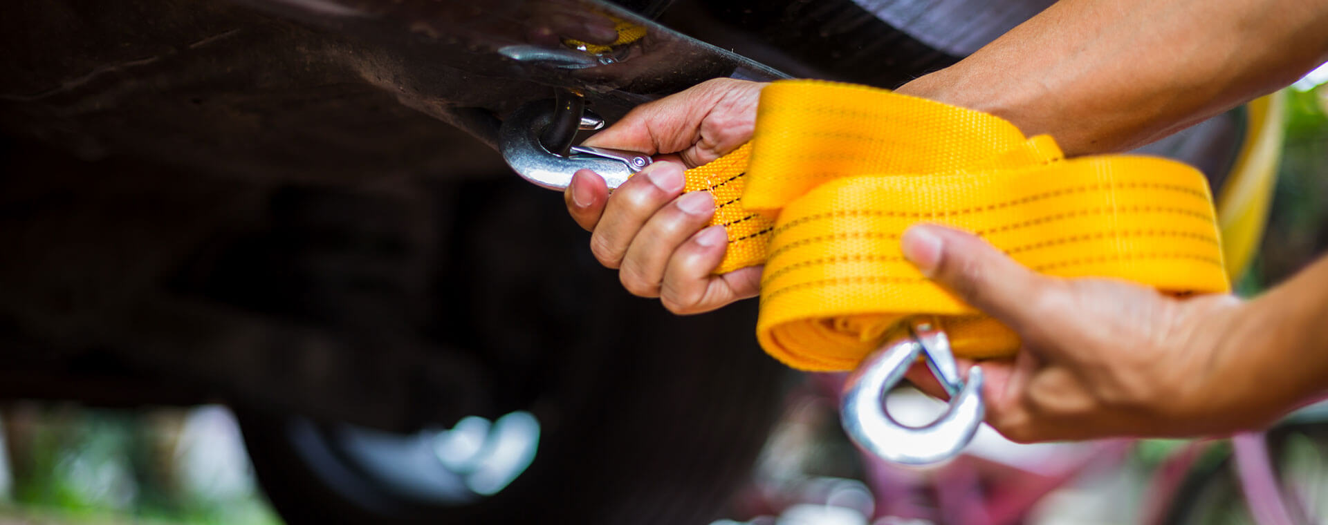 Strathmore Towing Service, Tow Truck Service and Flatbed Towing Services